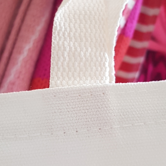 Lovely New Canvas Chamomile Print Bag - Picture 5 of 6